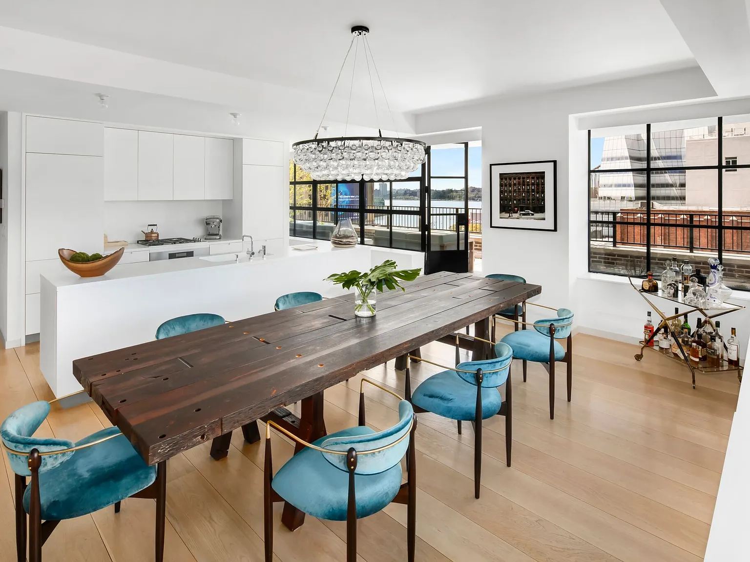 456 West 19th Street — Photo 4