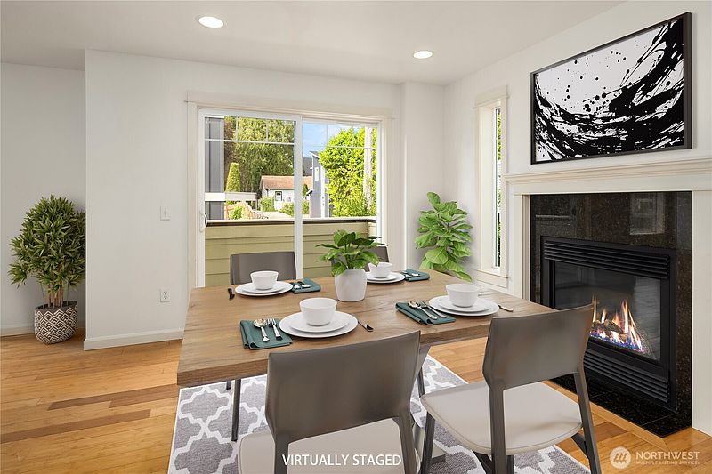 5th image of 1406 N Northgate Way #B