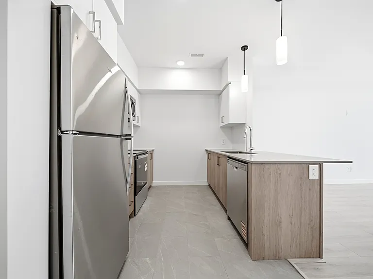 31 Mill St #12 — Photo 13