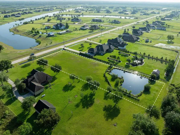 7706 Pebble Hill Ln, Rosharon, TX 77583