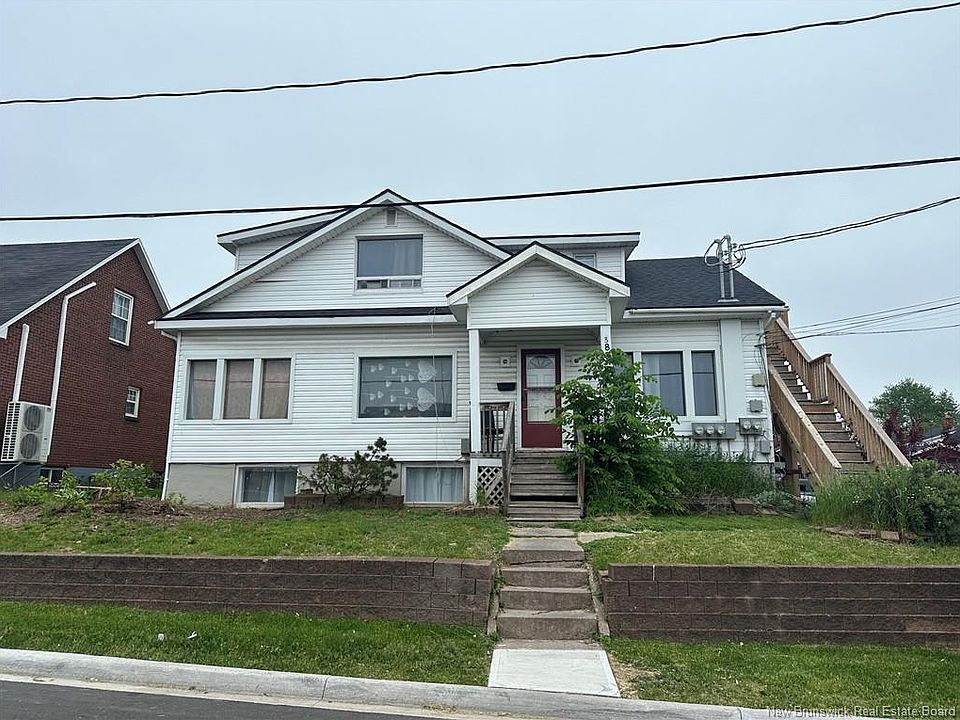1st image of 385 Grand Pre St #383