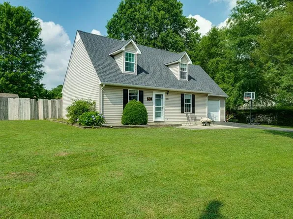 1570 Greenbriar Ln, Cookeville, TN 38501