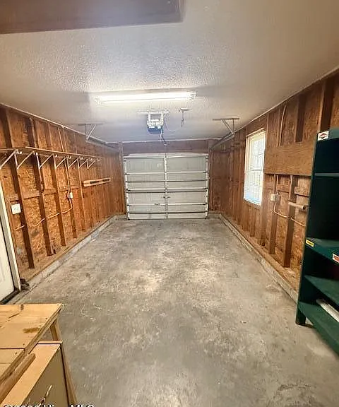 200 Commons Ct — Photo 12