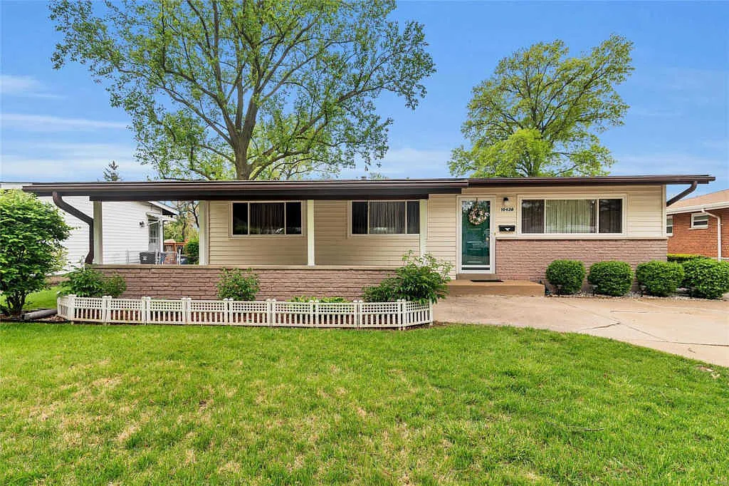 10436 Saint Ann Ln photo 1