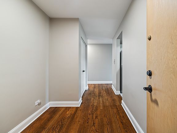 2nd image of 6801 N Ozark Ave APT 3F