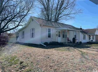 1320 Highland Ave #2, Pekin, IL 61554