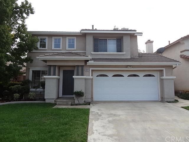 1st image of 828 Saint James Dr