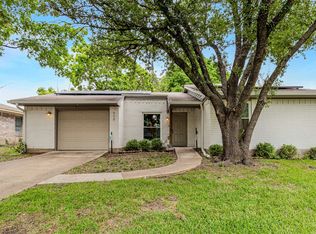 908 Meadowdale Dr, Royse City, TX 75189