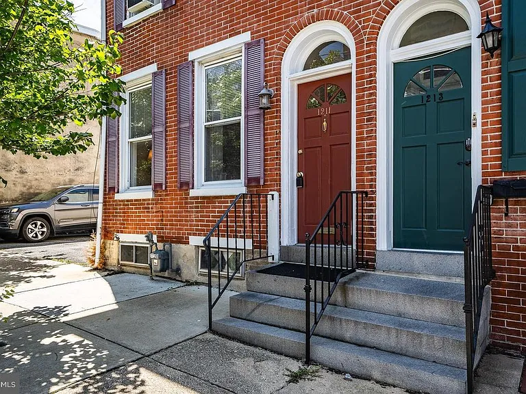 1211 N Tatnall St — Photo 32