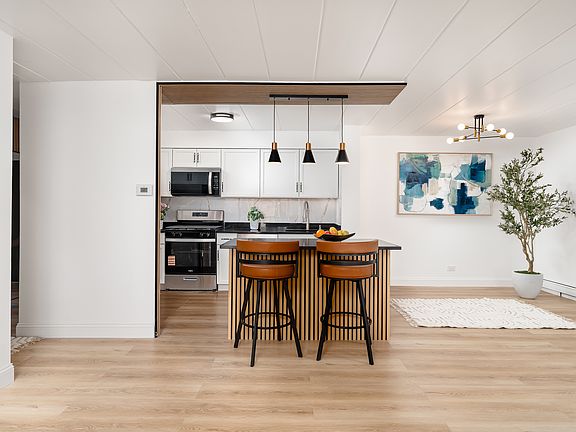 2nd image of 1001 N Mill St APT 203