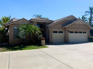 1044 E Chase Dr, Corona, CA 92881