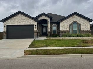 9002 Grand Oaks Ln, Killeen, TX 76542
