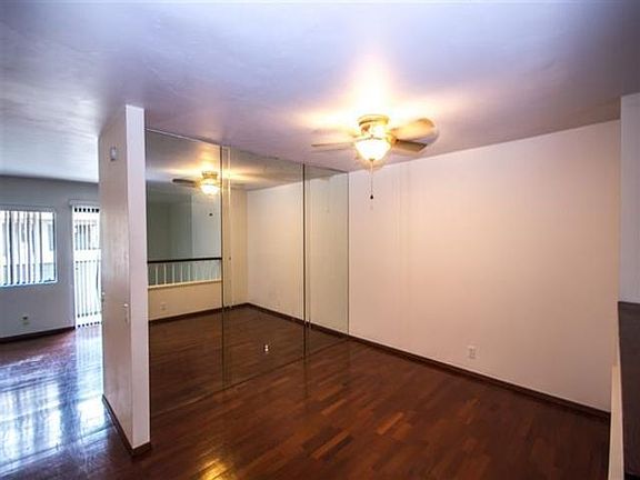 2nd image of 3233 Caminito Eastbluff Unit 22