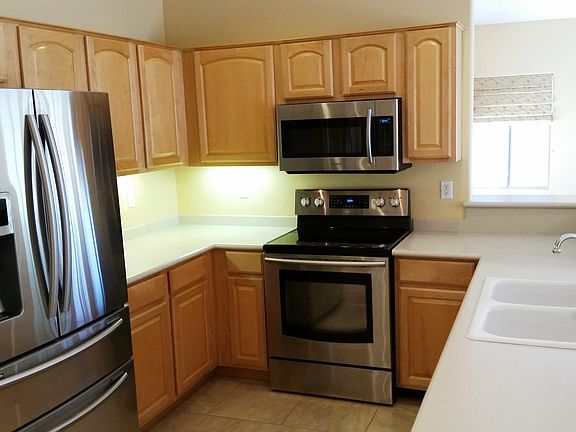 3rd image of 16803 E Malta Dr