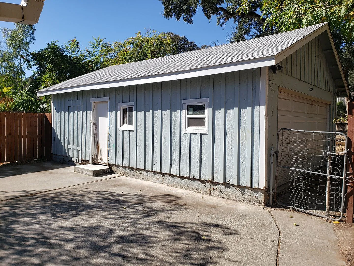 3 bed, 2.0 bath, 1376 sqft, $1,800 — Photo 3