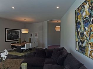 3951 Sapphire Dr, Encino, CA 91436