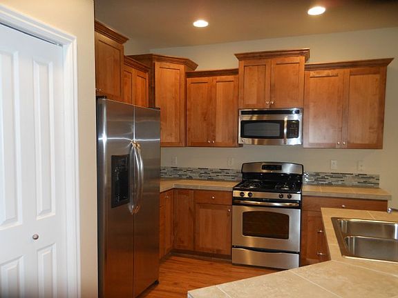 4th image of 5204 NE 54th Ave