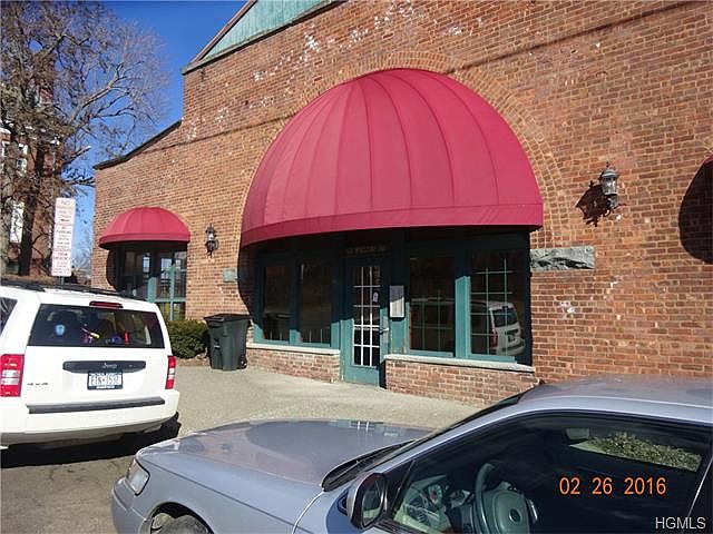 1st image of 70 Johnes St APT 406