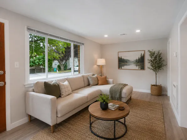 Green Lake Apartments, 324 NE 65th St #6505, Seattle, WA 98115