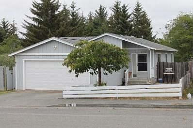 2nd image of 2379 Lee Ln