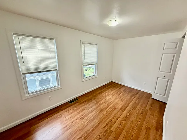 837 Washington Ave #2 — Photo 4