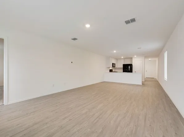 11531 Gammon Ave, Rhome, TX 76078