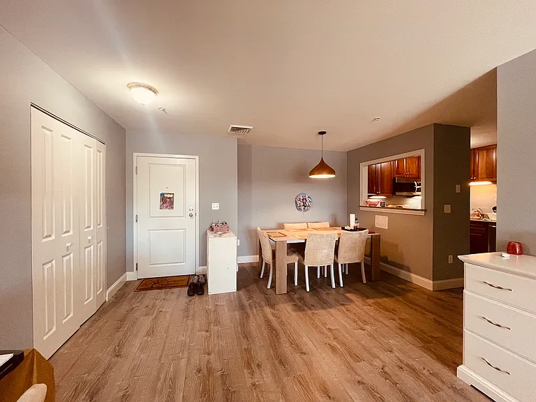318 Rindge Ave #304 — Photo 3