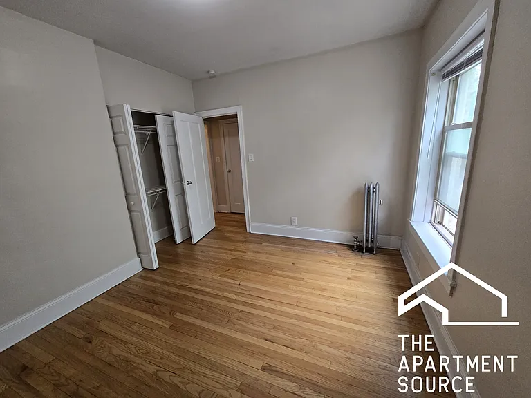 912 Reba Pl #1 — Photo 2