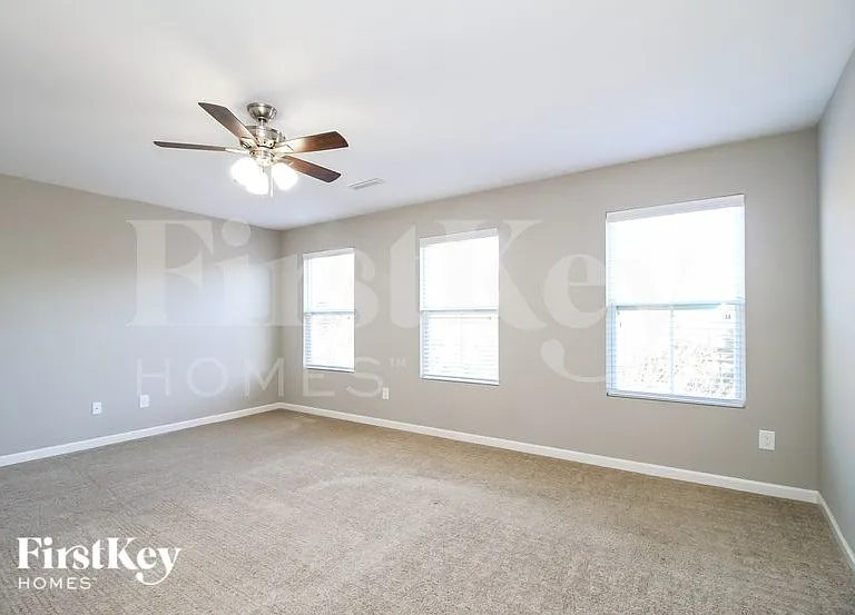 2456 Autumn Mist Dr — Photo 8