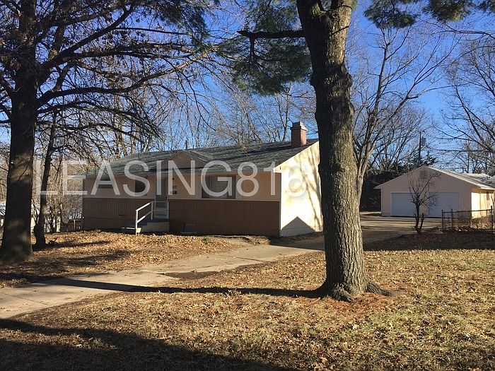 1st image of 8503 Crystal Ave