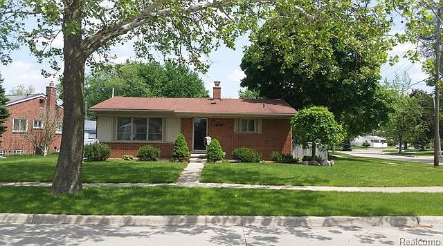 1st image of 33371 Anita Dr