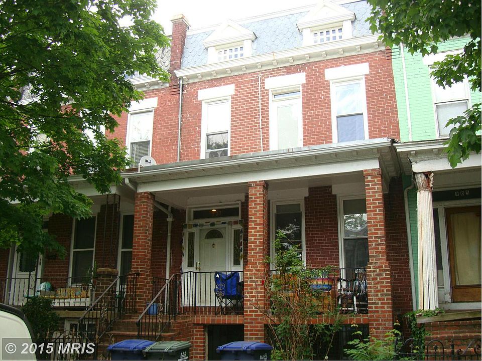 1st image of 907 11th St NE