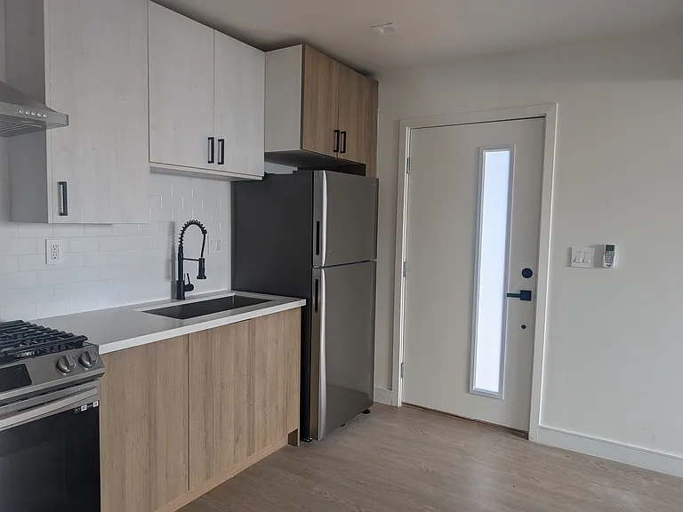 1125 Lodi Pl #3/4 — Photo 1