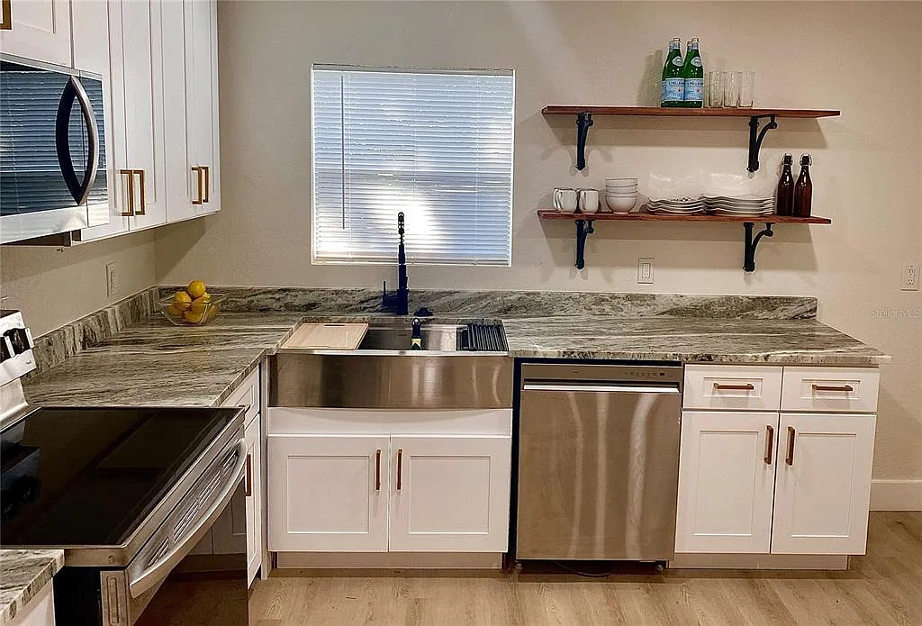 1 bed, 1.0 bath, 660 sqft, $1,350 — Photo 3
