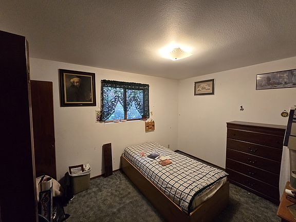 5th image of 2323 Cedar Ct