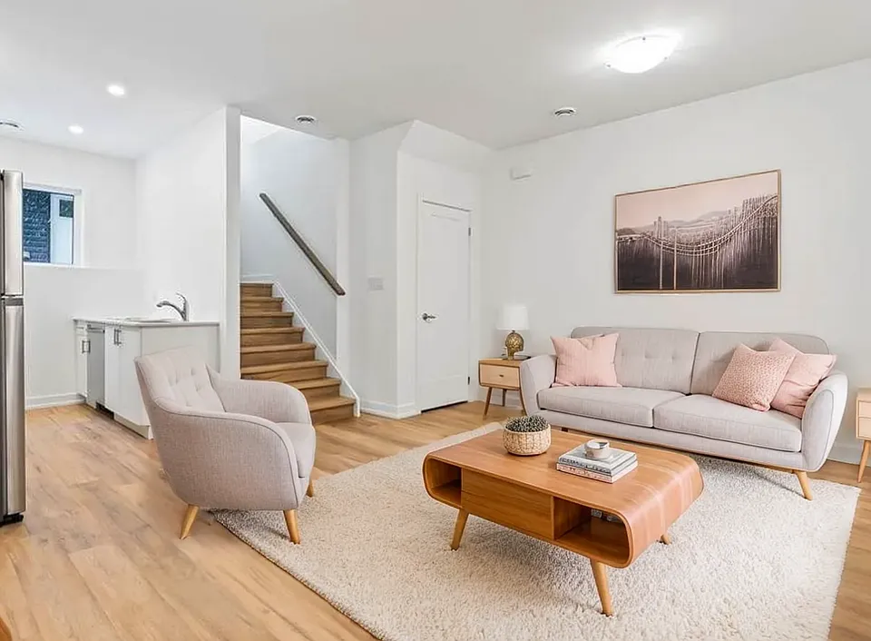 781 Clare Ave #214