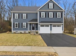 4 Aerial St, Lexington, MA 02421