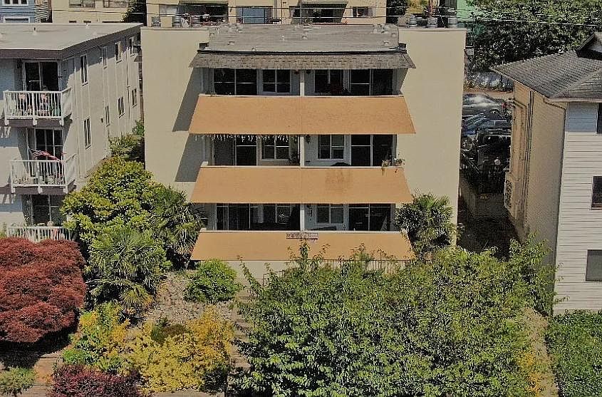 1st image of 2423 Grand Ave