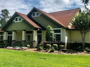 61 Pecan Ln, Dayton, TX 77535