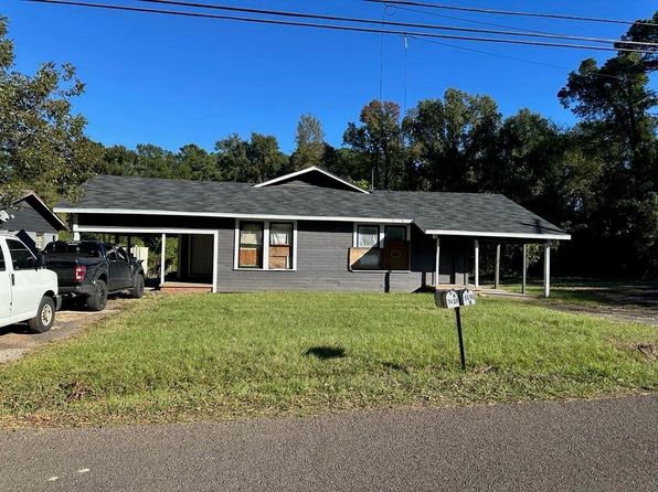 1410 S 12th St, Longview, TX 75602