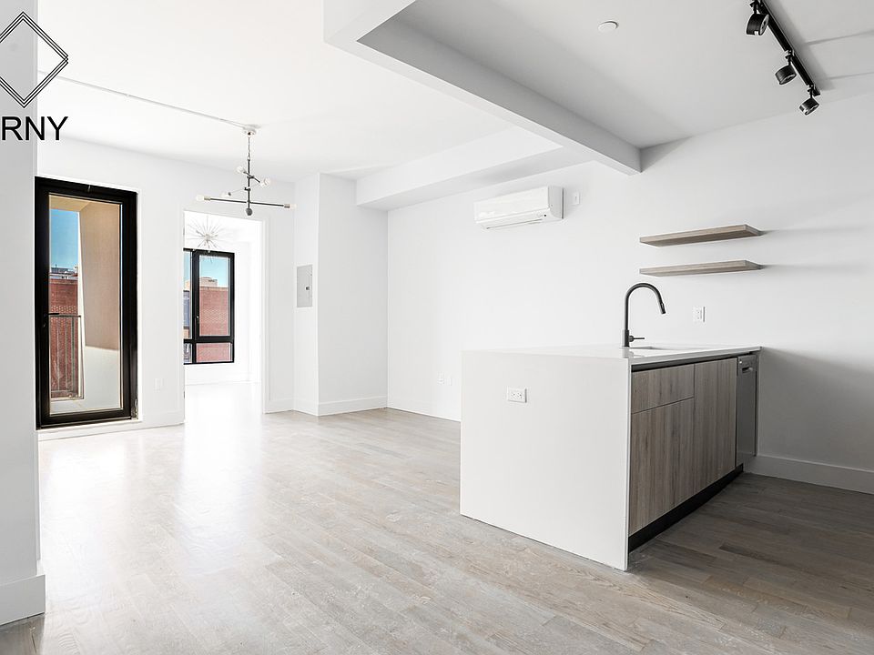 1st image of 2711 Snyder Ave #2D