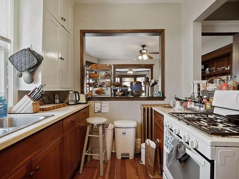 1862 Roblyn Ave #2 — Photo 6