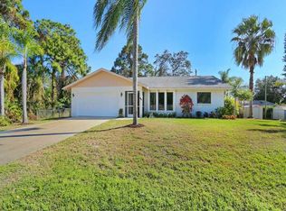635 Cumberland Rd, Venice, FL 34293