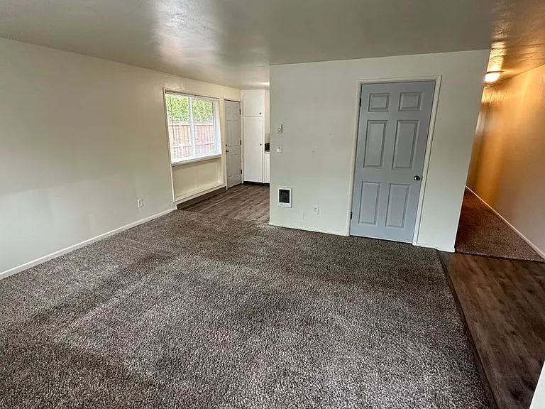 West Apartments — Photo 2