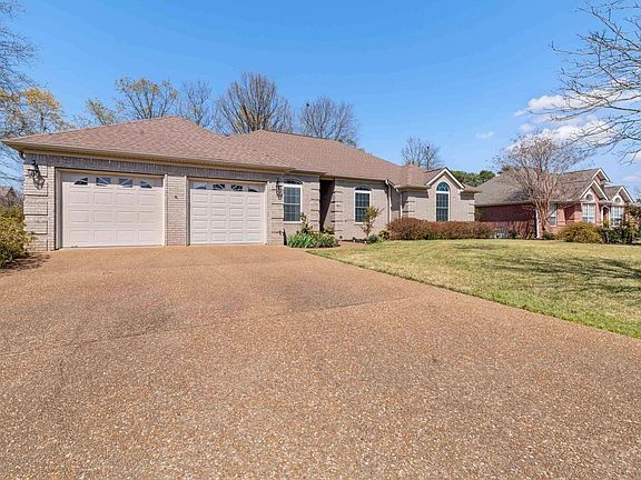 3rd image of 867 Copperfield Cv