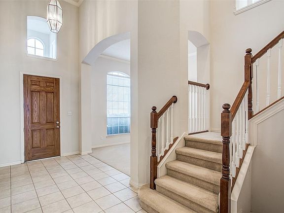 3rd image of 7973 Adobe Dr