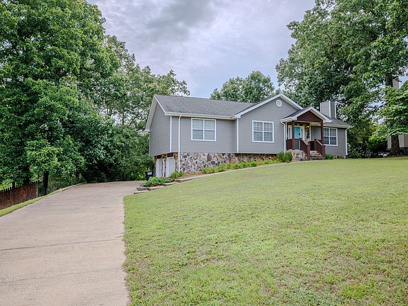 3rd image of 8514 River Cove Dr