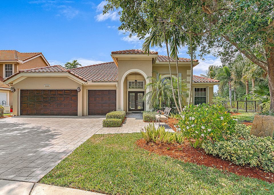 1st image of 19802 Loxahatchee Pointe Dr