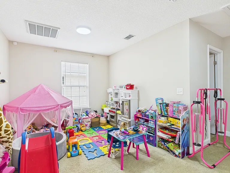 213 Grandview Dr — Photo 24