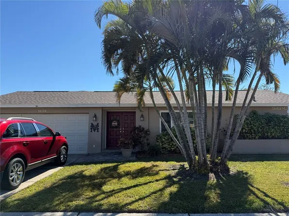 12054 101st Ave, Seminole, FL 33772